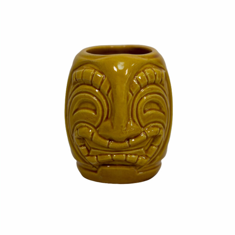 Vaso Tiki amarillo para cócteles con diseño tallado tradicional hawaiano